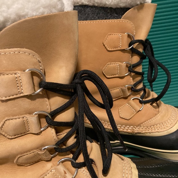 Sorel Tan Caribou Waterproof Winter Boots 11 - Picture 15 of 16